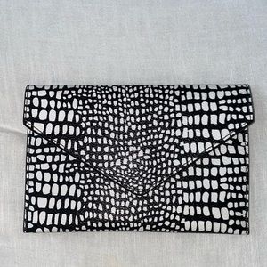 Vera Bradley small envelope clutch